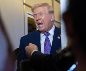 Prezydent Donald Trump miał rezonans. Chociaż nie wiem, jakie organy mi przebadano, to wiem, że nie był to mózg