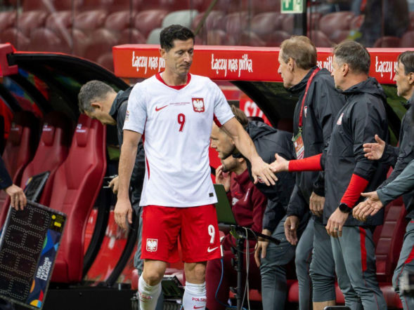 Szwecja - Polska: Szokujące, jak Jan Urban postąpił z Robertem Lewandowskim!