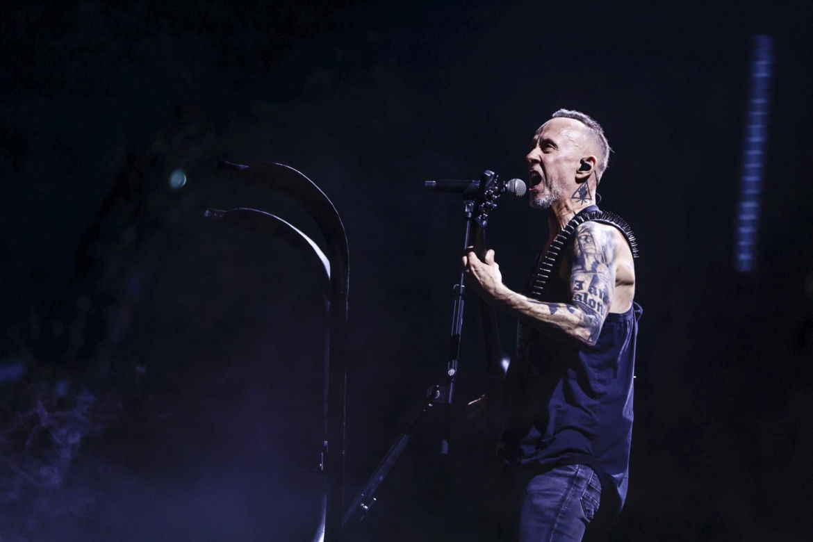 Kiedyś mroczny metalowiec z podziemia. Tak na przestrzeni lat zmieniał się Adam Darski z Behemotha