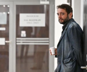 Rozwód Gąsiorowskiej i Żurawskiego w toku! Aktor czekał pod salą z kubkiem w ręku