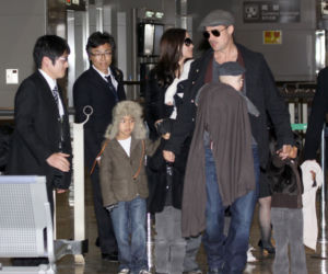 Brad i Angelina z całą rodziną w Tokio