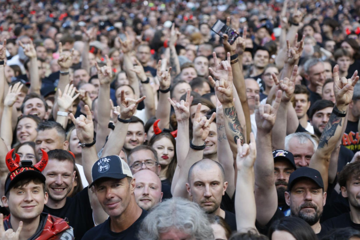 Koncert AC/DC w Warszawie (4.07.2025) - część druga. Organizatorem koncertu jest Live Nation