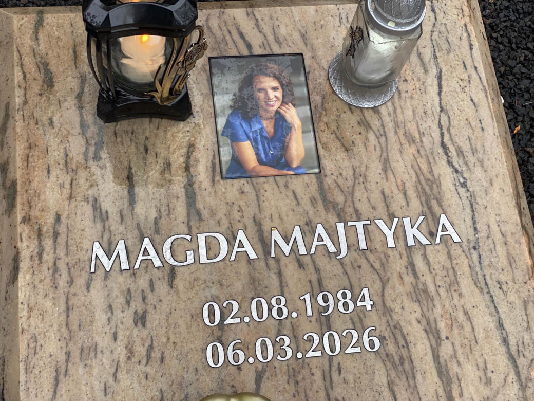 Tak wygląda grób Magdaleny Majtyki przed 1 listopada