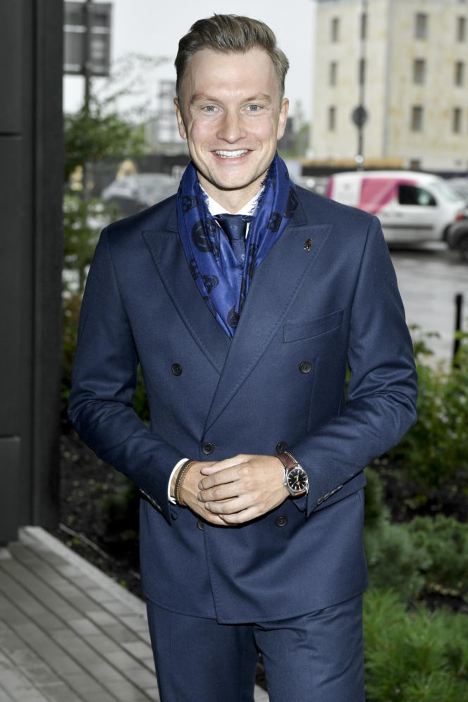 Od nastolatka z "Na Wspólnej" do eleganckiego mężczyzny. Tak zmieniał się Jakub Wesołowski