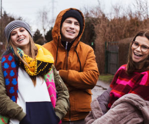 Za marzenia, Anka (Anna Karczmarczyk), Zosia (Maja Bohosiewicz), Bartek (Piotr Nerlewski)