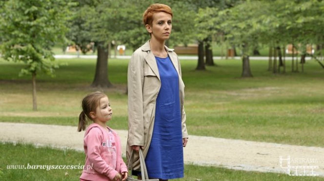 Barwy szczęścia odc. 1046. Marta (Katarzyna Zielińska), Ewa (Gabriela Ziembicka)