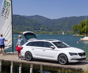 Nowa Skoda Superb Combi