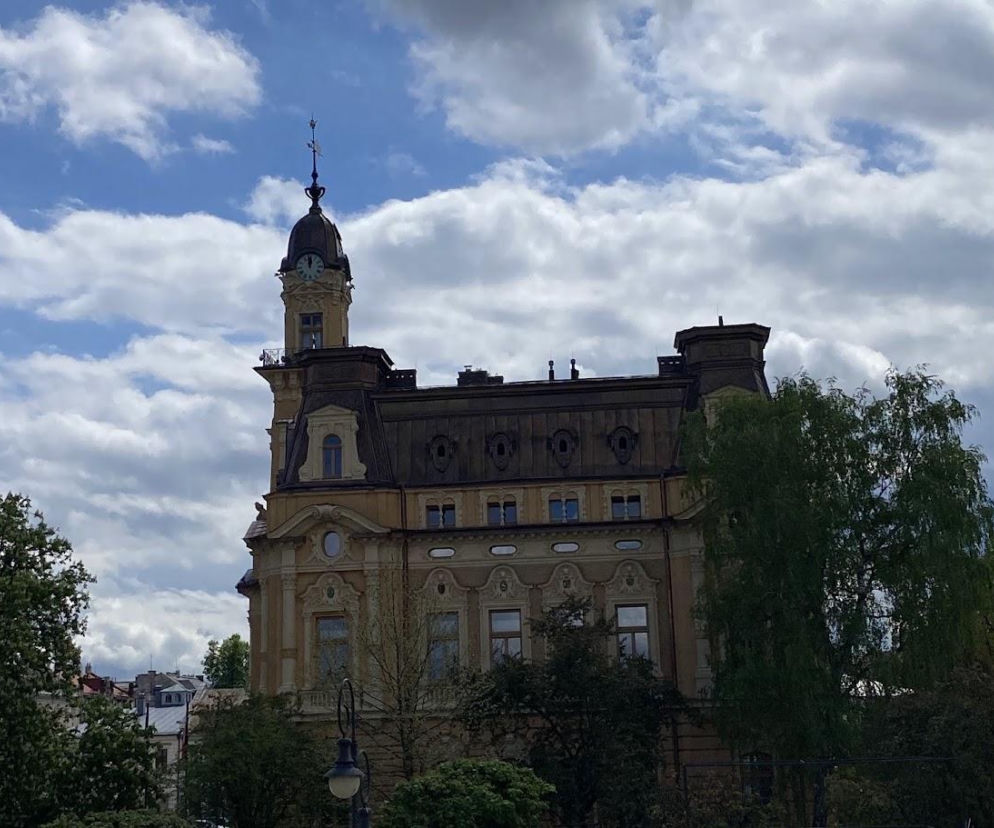 To już koniec prac remontowych.  W sobotę wielkie otwarcie ratusza w Nowym Sączu