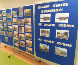 Dąbrówka Stany, gmina Skórzec: nowym wozem strażackim, po nowej drodze, do nowej szkoły