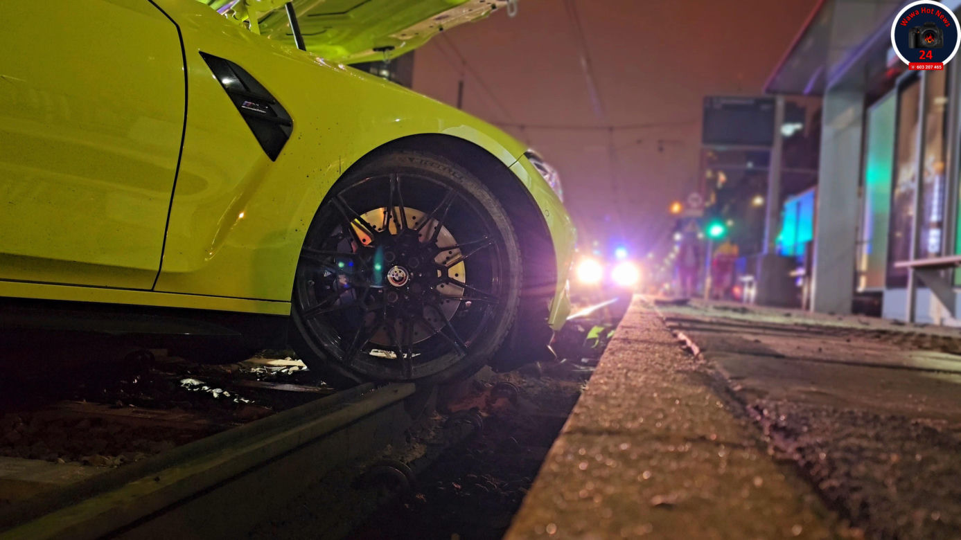 Wypożyczył auto za 500 tysięcy złotych i rozbił je na torowisku. 29-latek trafił do szpitala
