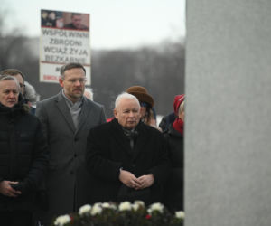 Jarosław Kaczyński na obchodach miesięcznicy smoleńskiej