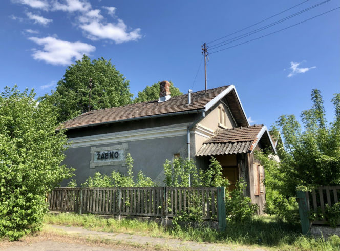 To miasto w województwie małopolskim ma jeden z najpiękniejszych rynków. Olśniewa również zabytkowym ratuszem