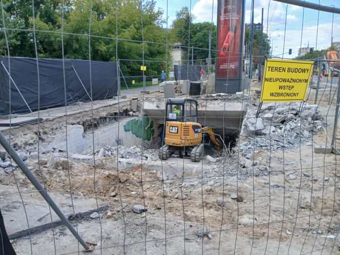 Likwidacja przejścia podziemnego na skrzyżowaniu ul. Młynarskiej i Wolskiej w Warszawie
