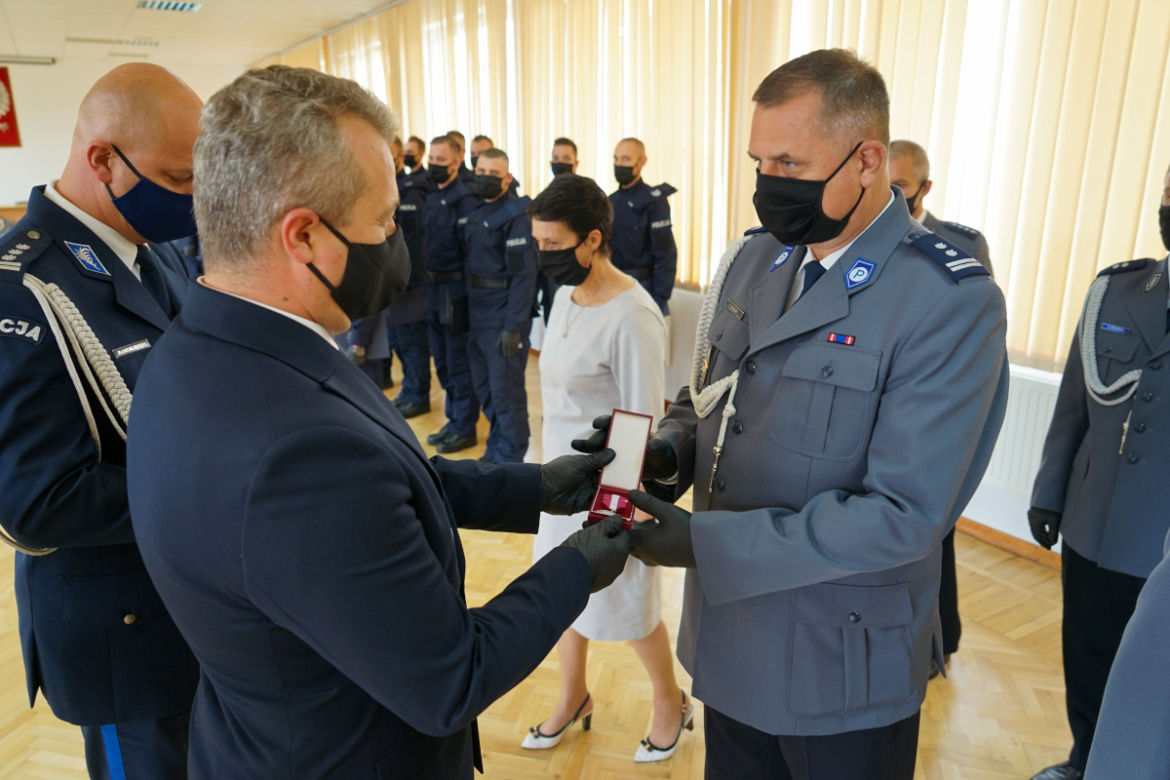 W województwie kujawsko-pomorskim ślubowanie złożyło 33 nowych policjantów