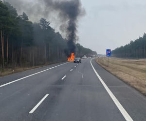 Pożar na obwodnicy w Toruniu. Płonęło auto
