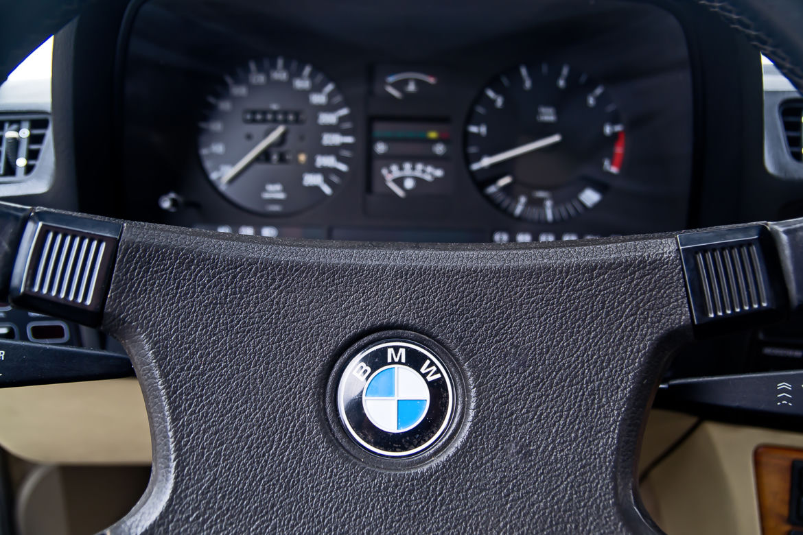 BMW 745i E23