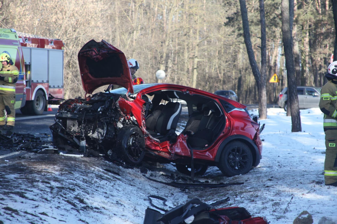 Wypadek pod Siedlcami. Zderzyły się dwie panie, jedna zginęła