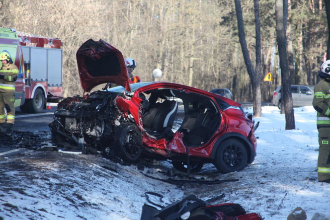 Wypadek pod Siedlcami. Zderzyły się dwie panie, jedna zginęła