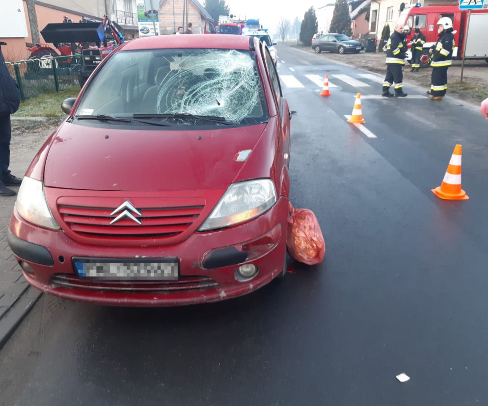 91-latek POTRĄCONY na przejściu dla pieszych