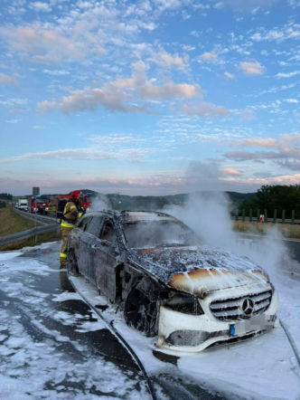 Pożar samochodu na S3! Droga w kierunku granicy zablokowana