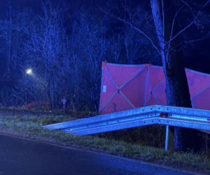 Makabryczne dachowanie auta na Mazowszu. 41-latek zginął uwięziony w blaszanej pułapce