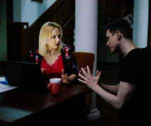 Na Wspólnej odc. 3323. Maks Brzozowski (Adam Fidusiewicz), Ilona Zdybicka (Anna Samusionek)