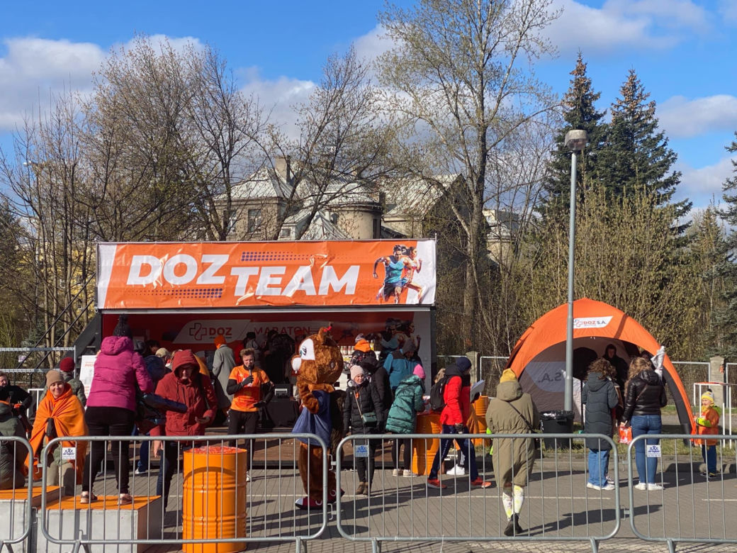 DOZ Maraton Łódź 2025. Biegacze opanowali Łódź