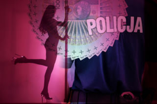 Policjant kierował gangiem w klubach go-go?! Szokujące kulisy oszustw na setki tysięcy złotych