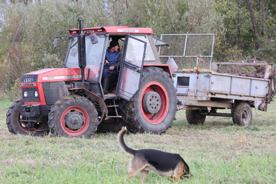 Rolnicy. Podlasie. Andrzej powiedział jak jest. "Całe życie ja". Zamknął drzwi i pojechał