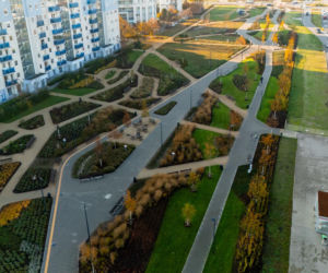 Park nad Południową Obwodnicą Warszawy w marcu 2026 r.