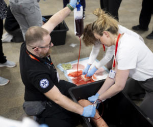 Aptekarze ćwiczą na wypadek wojny. Pierwsze takie szkolenie w Warszawie