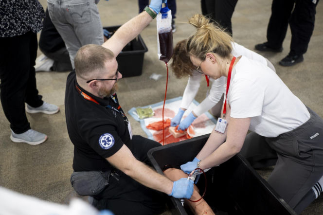 Aptekarze ćwiczą na wypadek wojny. Pierwsze takie szkolenie w Warszawie