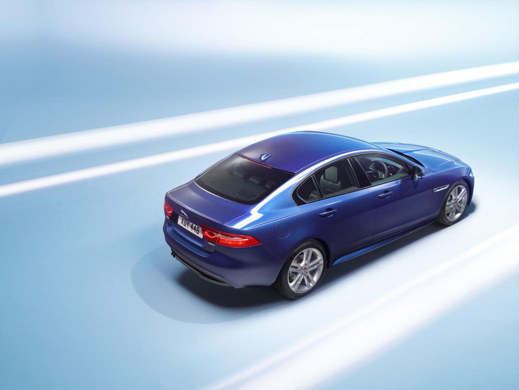 Jaguar XE 2015