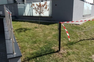 4-latka spadła z 5. piętra bloku w Łomży. Szokująca relacja sąsiadów