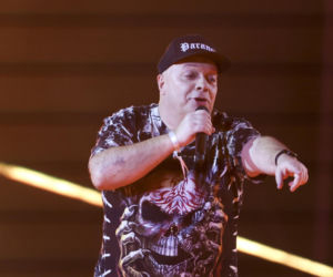 Krzysztof Skiba i jego wizerunek na przestrzeni lat. Tak zmieniał się lider Big Cyca
