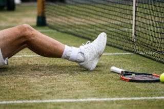 Hubert Hurkacz skreczował w 1/8 finału Wimbledonu. Znowu ten sam kort