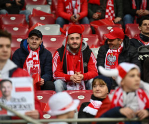 Tak się bawią kibice na meczu Polska - Albania. Gorąca atmosfera na PGE Narodowym