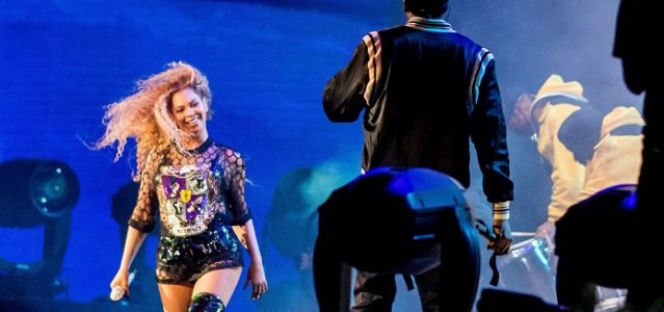 Beyonce: włosy gwiazdy wkręciły się w wentylator! Wpadka piosenkarki