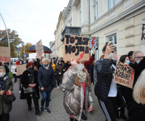 Koszalin: Protest kobiet na ulicach miasta
