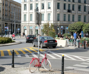 Zwężone ulice na placu zbawiciela