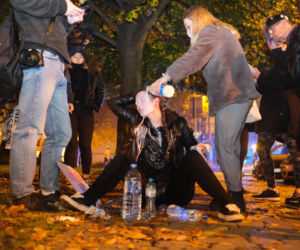 Strajk kobiet w Katowicach. Policja użyła gazu. Są zatrzymania [ZDJĘCIA]