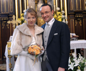 Kiedyś ten serial oglądała cała Polska. Jak zmienili się aktorzy „Pensjonatu pod Różą”?