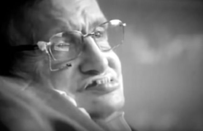 Stephen Hawking nie żyje. Fakty, których nie znaliście
