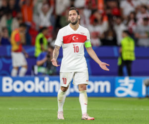 Hakan Calhanoglu (Turcja)