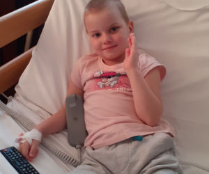 Marysię zmiażdżył krzyż. Siostra budzi ją do życia