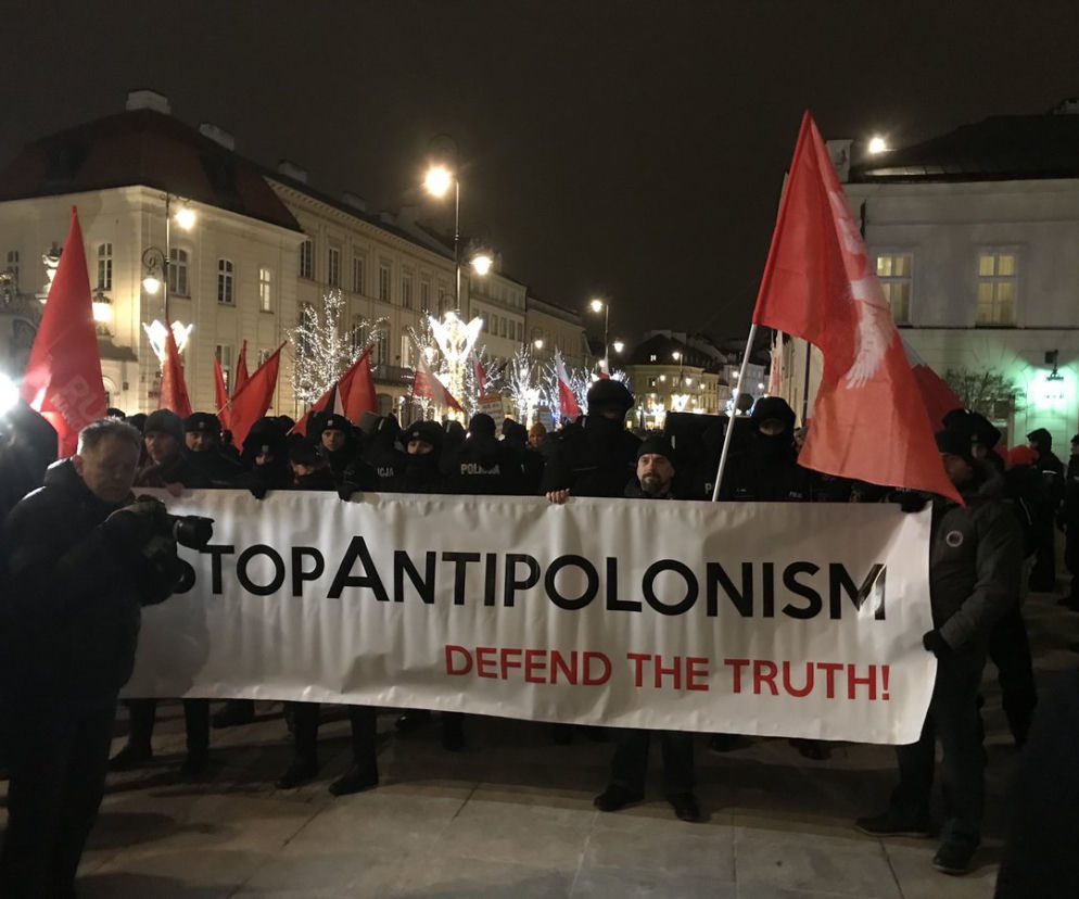 Pikieta przed Pałacem Prezydenckim