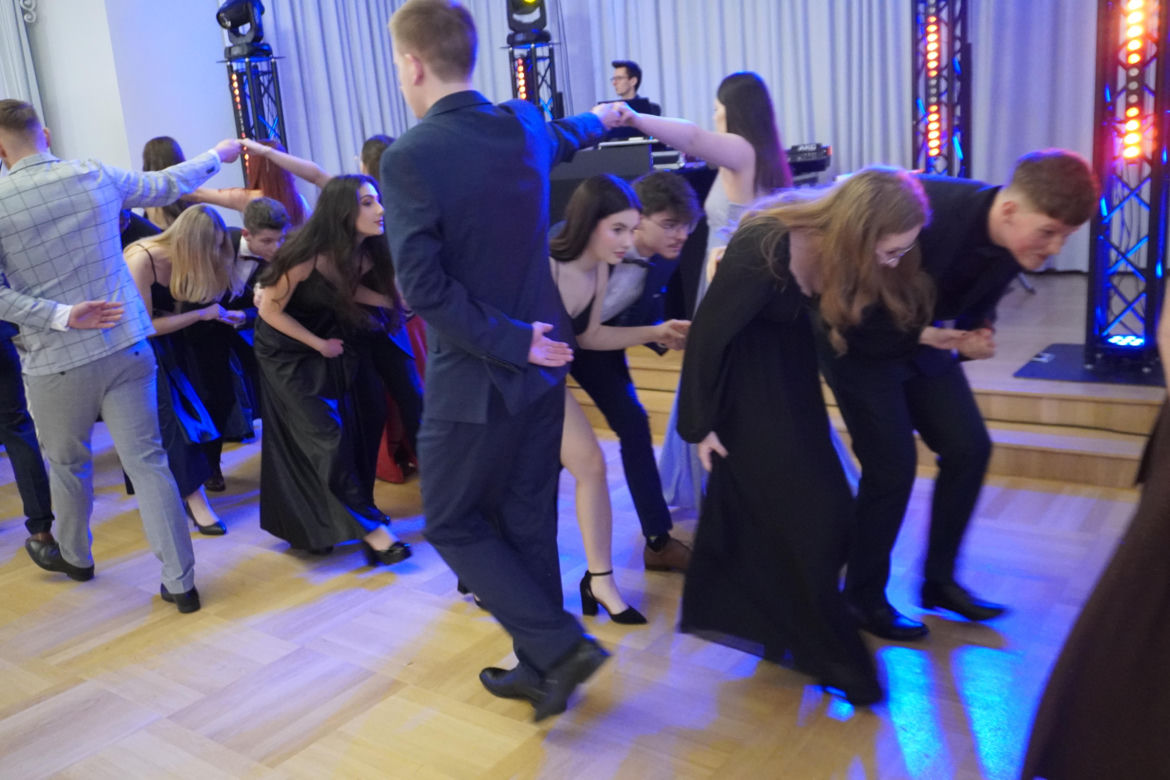 Studniówka III LO w Rzeszowie 