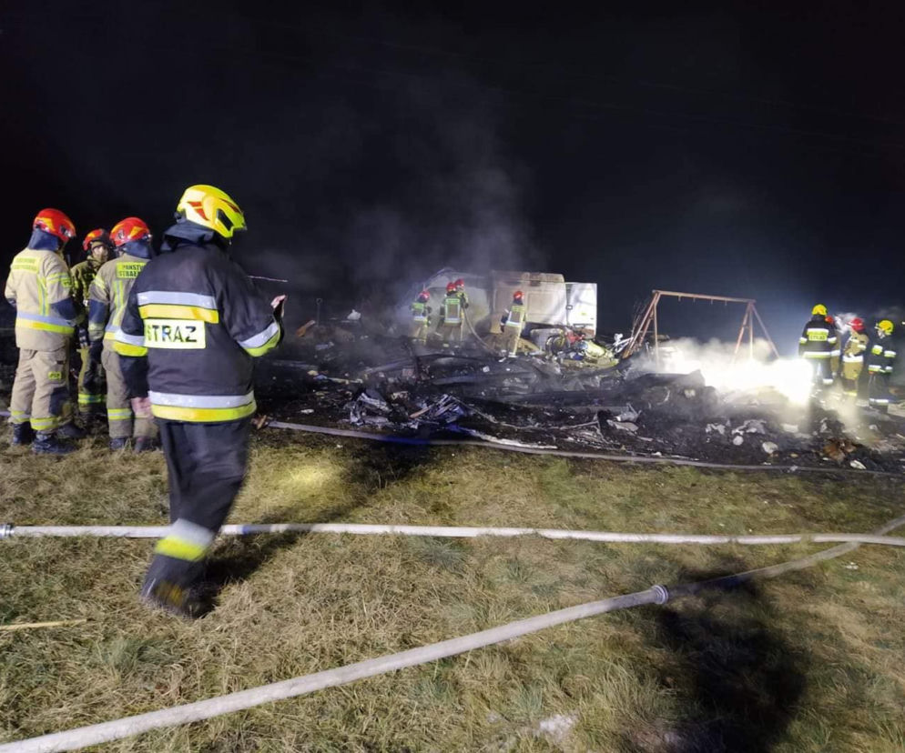 Tragiczny pożar pod Bydgoszczą! W zgliszczach znaleziono ciało kobiety [ZDJĘCIA] 