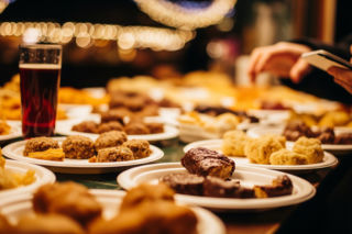 Wrocławski Jarmark Bożonarodzeniowy. Czy naprawdę warto tam jeść?