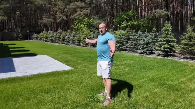 Robert Burneika sprzedał willę